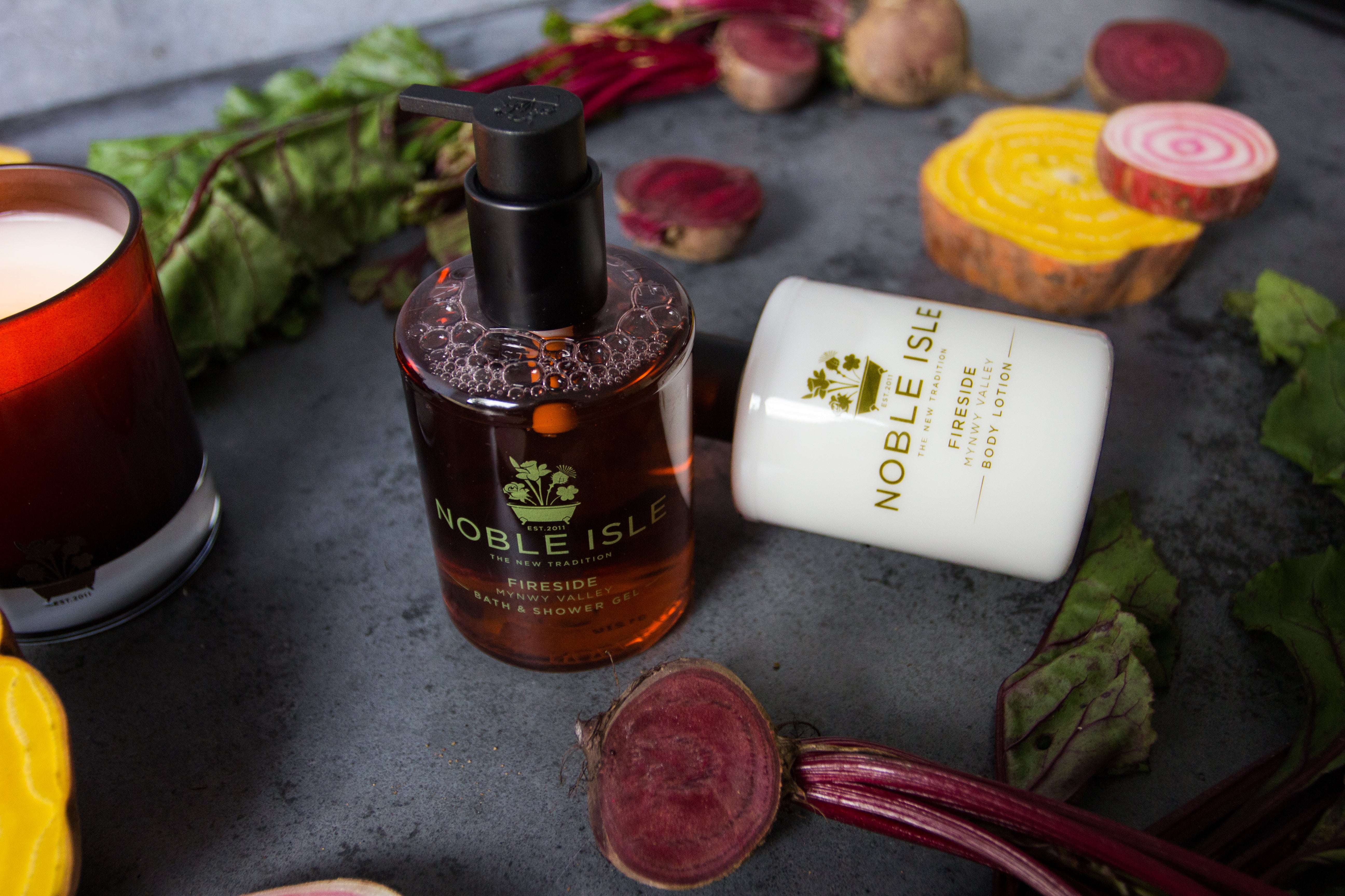 NOBLE ISLE : Bath & Shower Gel Fireside